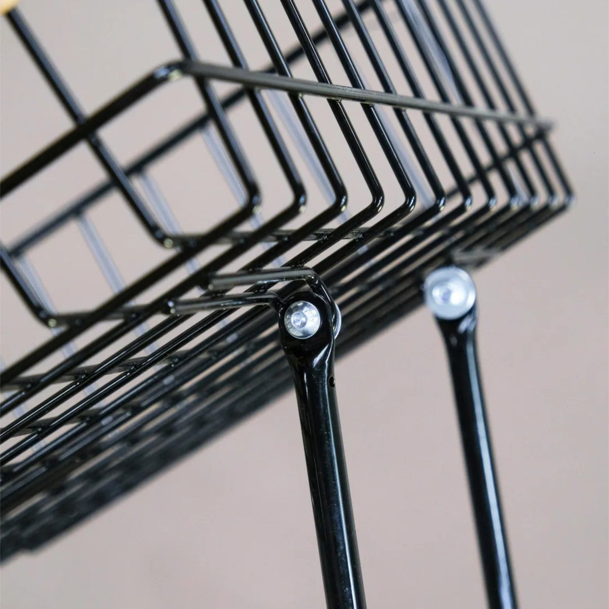 Cesta Manivelle con herrajes - Black