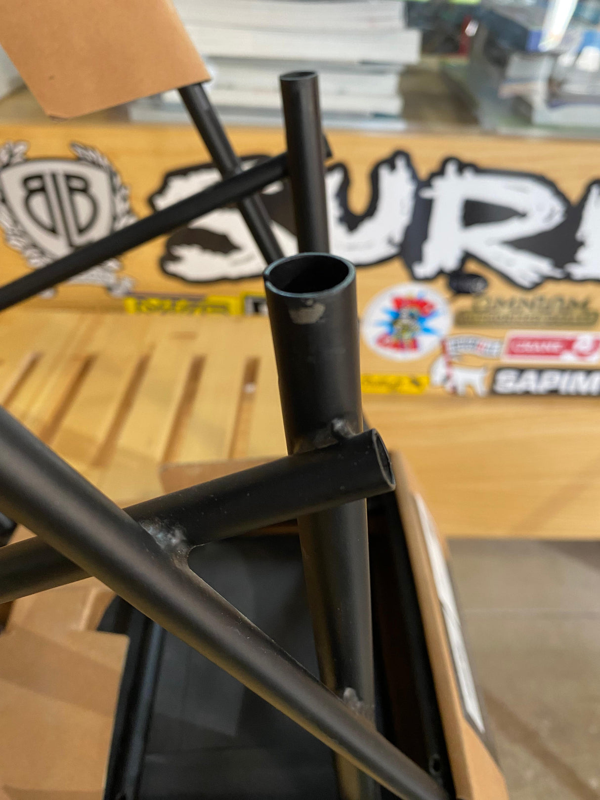 Portabultos Surly Rear Disc Rack Standard Negro (Nuevo con marca de montaje)