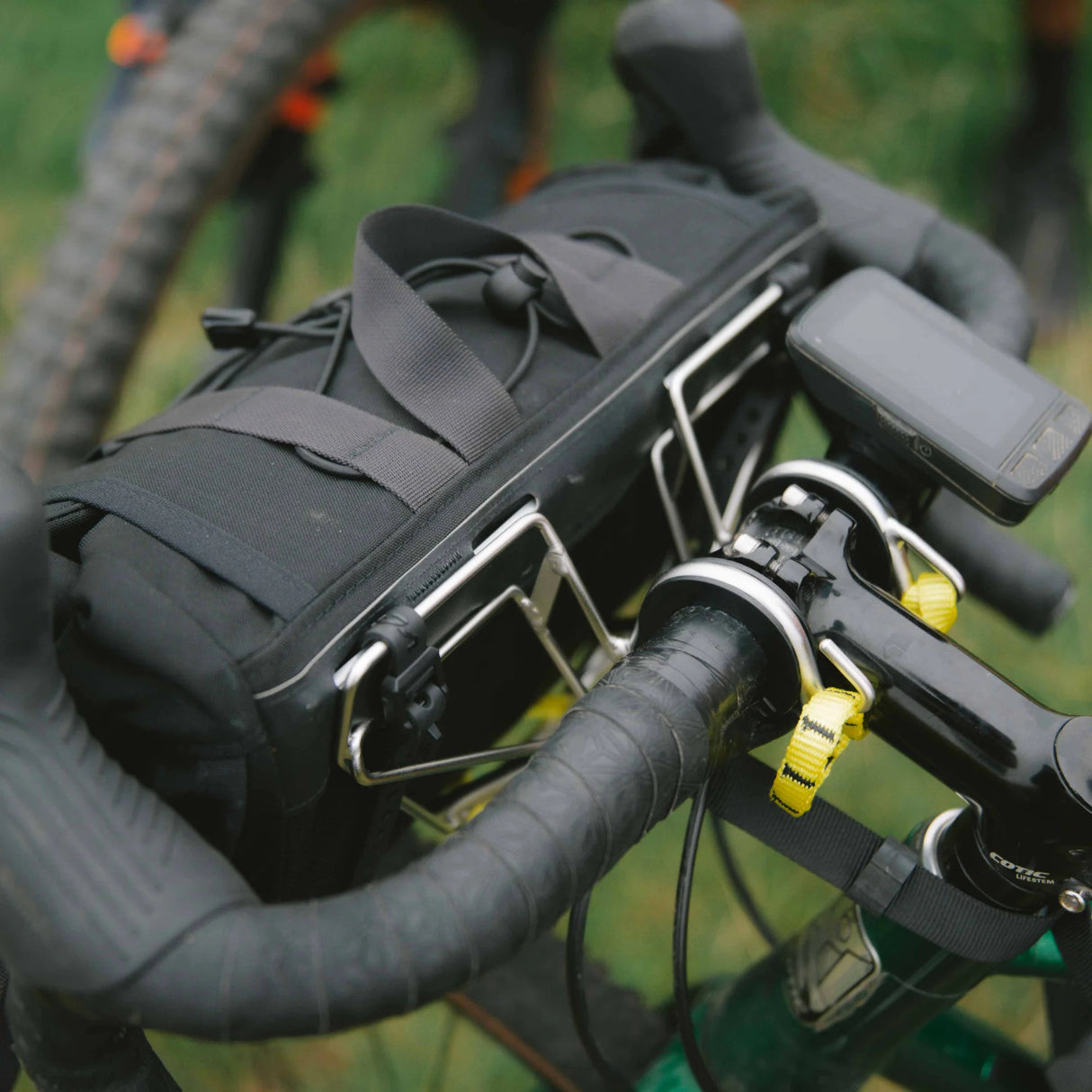 Soporte Delantero Wholegrain Cycles Cliff Bag Hanger, Plata