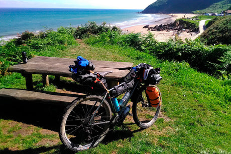 ¿Qué es el bikepacking? Guía completa para viajar en bicicleta