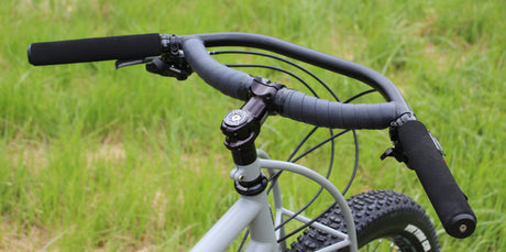 Manillar Jones H-Bar Butted Aluminium Loop 71cm 31.8mm Negro