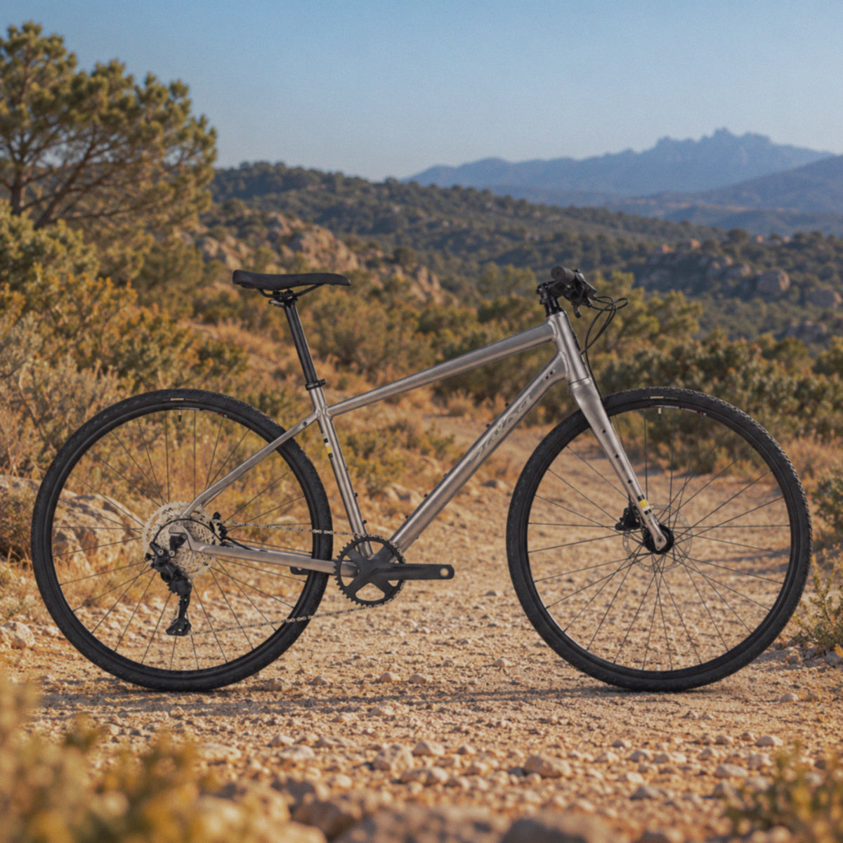 Bicicleta Salsa Journeyer Flat Bar Deore 700C